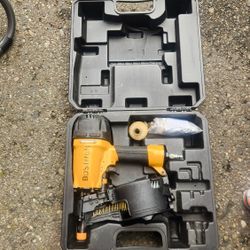 BosTltcH  Siding Nailer gan  Model N66c Working Good