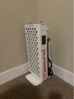 Used Like New Biomax 300 PlatinumLED Red Light Therapy Panel