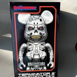 Terminator Bear Brick 400%