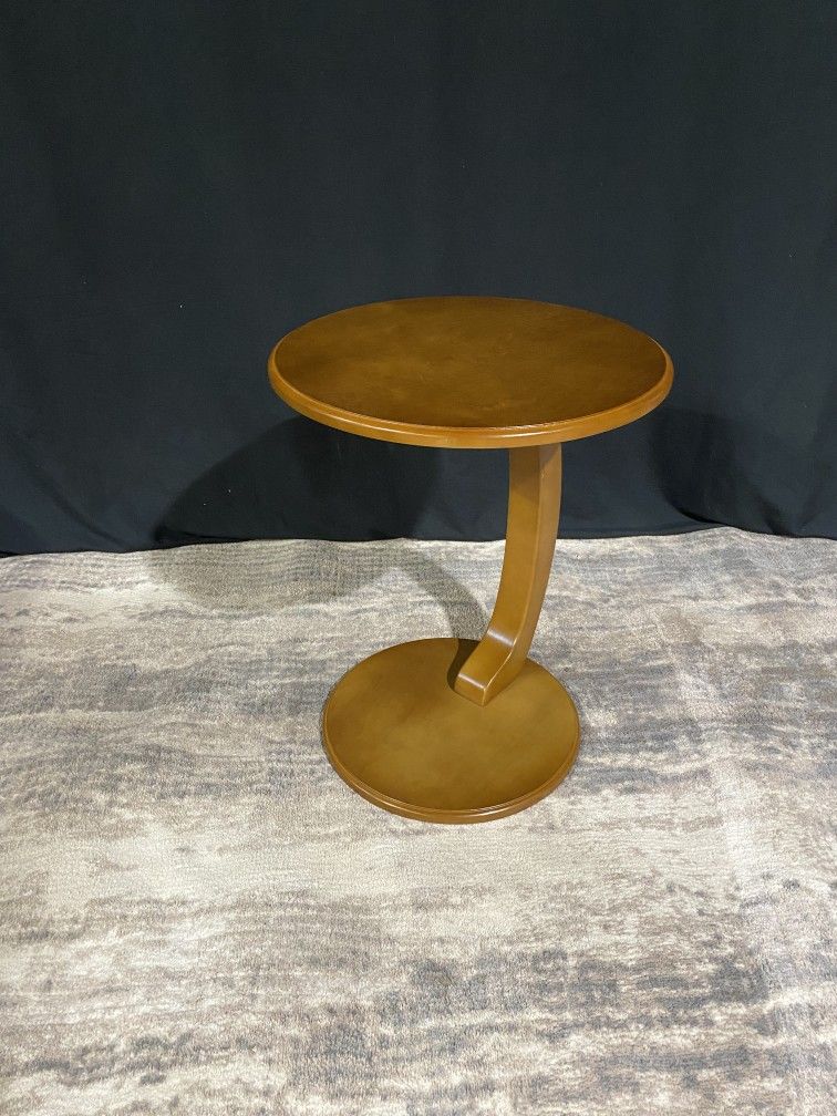 Round Side Table