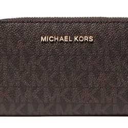 Brand New Micheal Kors Small Logo and Leather Wallet