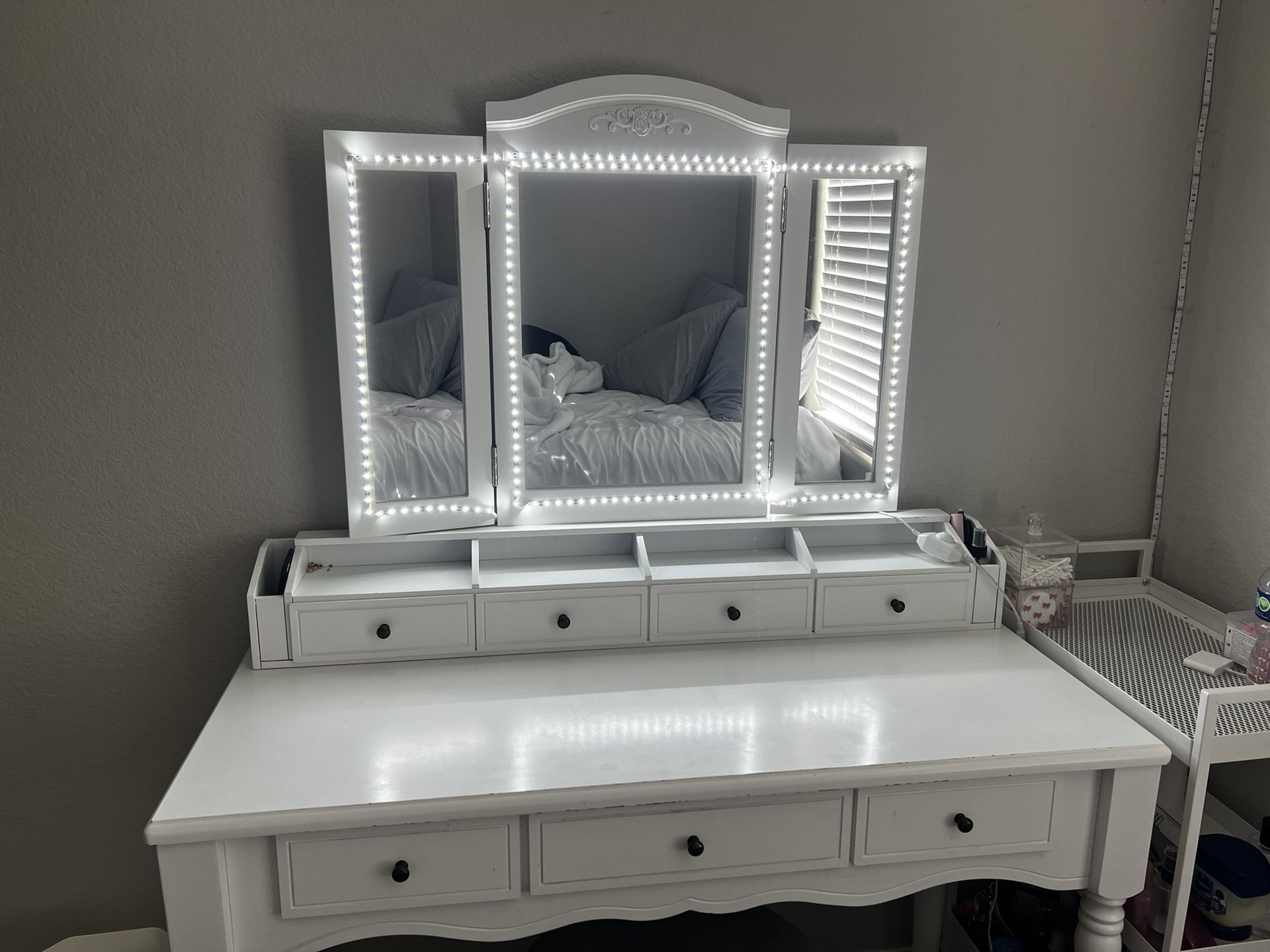 Makeup Vanity