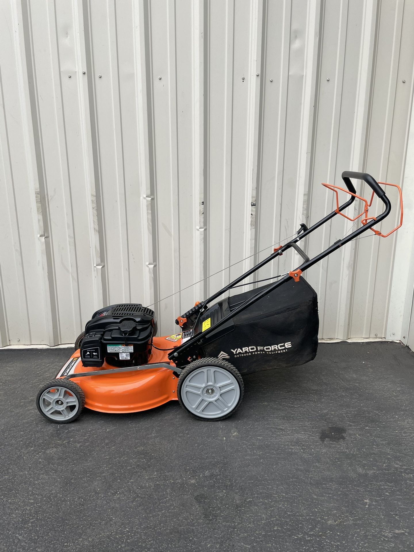 Gas Lawn Mower Self Propelled RWD Transmission!