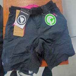 Endura Women's Hummvee Short II With Liner Mountain Biking Black E6106BK
