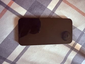 iPhone 16e