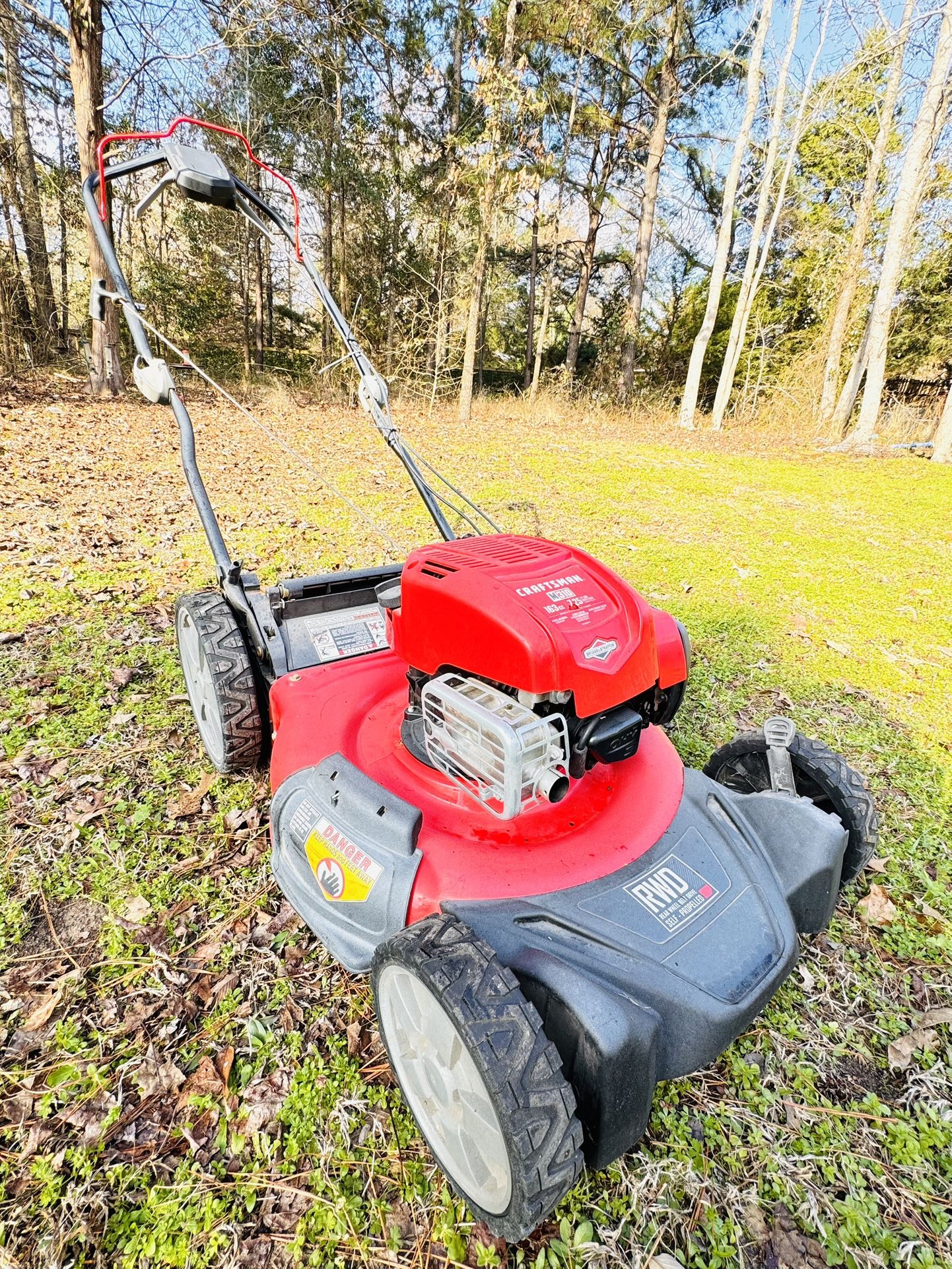 CRAFTSMAN M310 21-in Gas Self-propelled Lawn Mower with 163-cc Briggs and Stratton Engine (No bag)