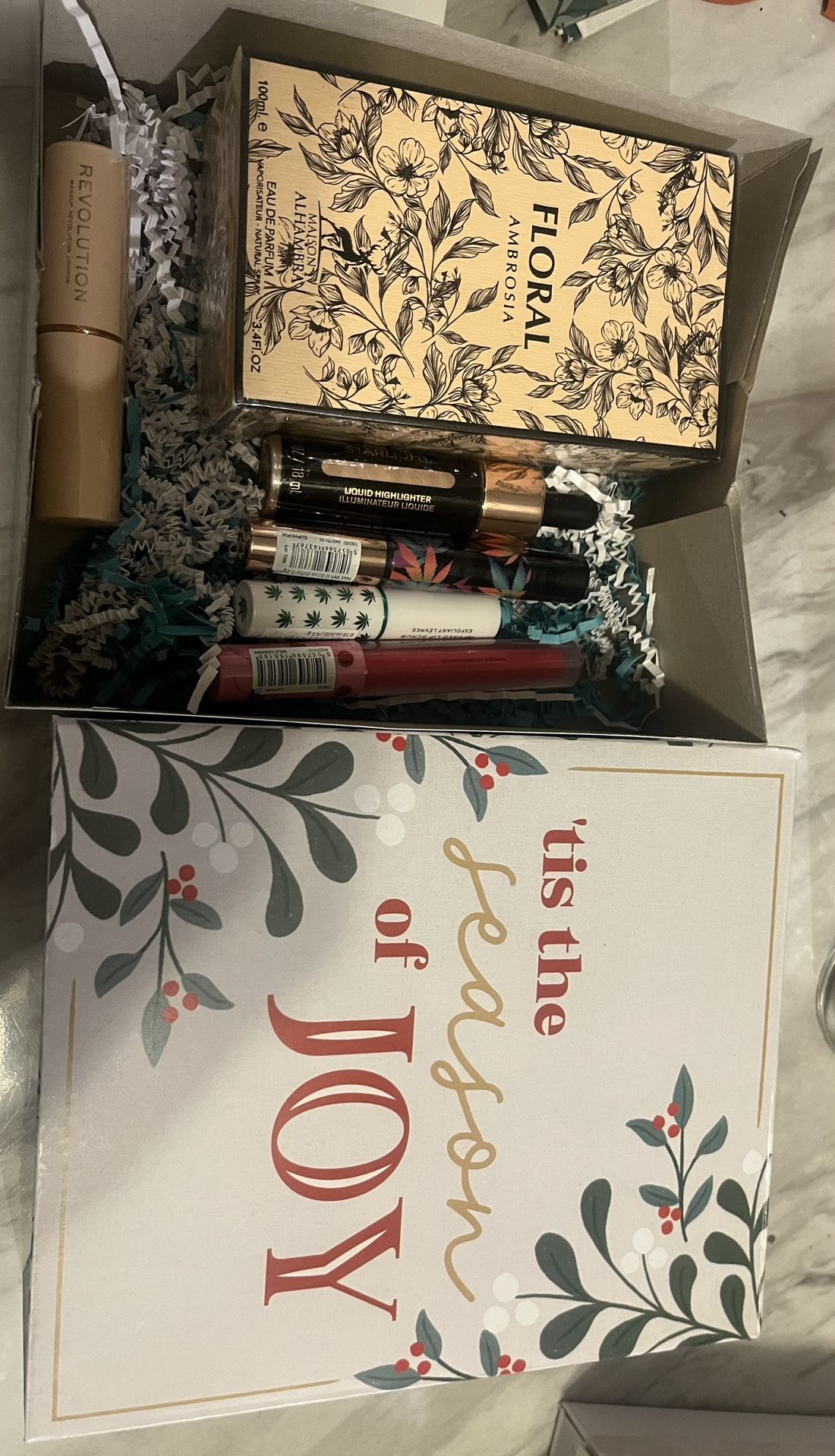 Perfume And Makeup Gift Set