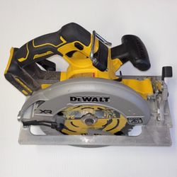 DEWALT 20-Volt MAX 7-1/4 in. Cordless Circular Saw (Tool Only)