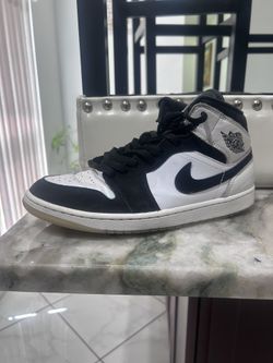 Air Jordan 1 Mid SE