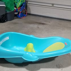 Free Baby Bath Tub