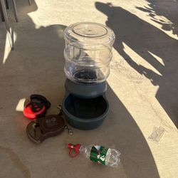 New Water Spills Resistant Bowl And 2 Free Dog Leash