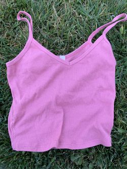 pink crop top
