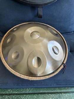 Handpan Drum w/case