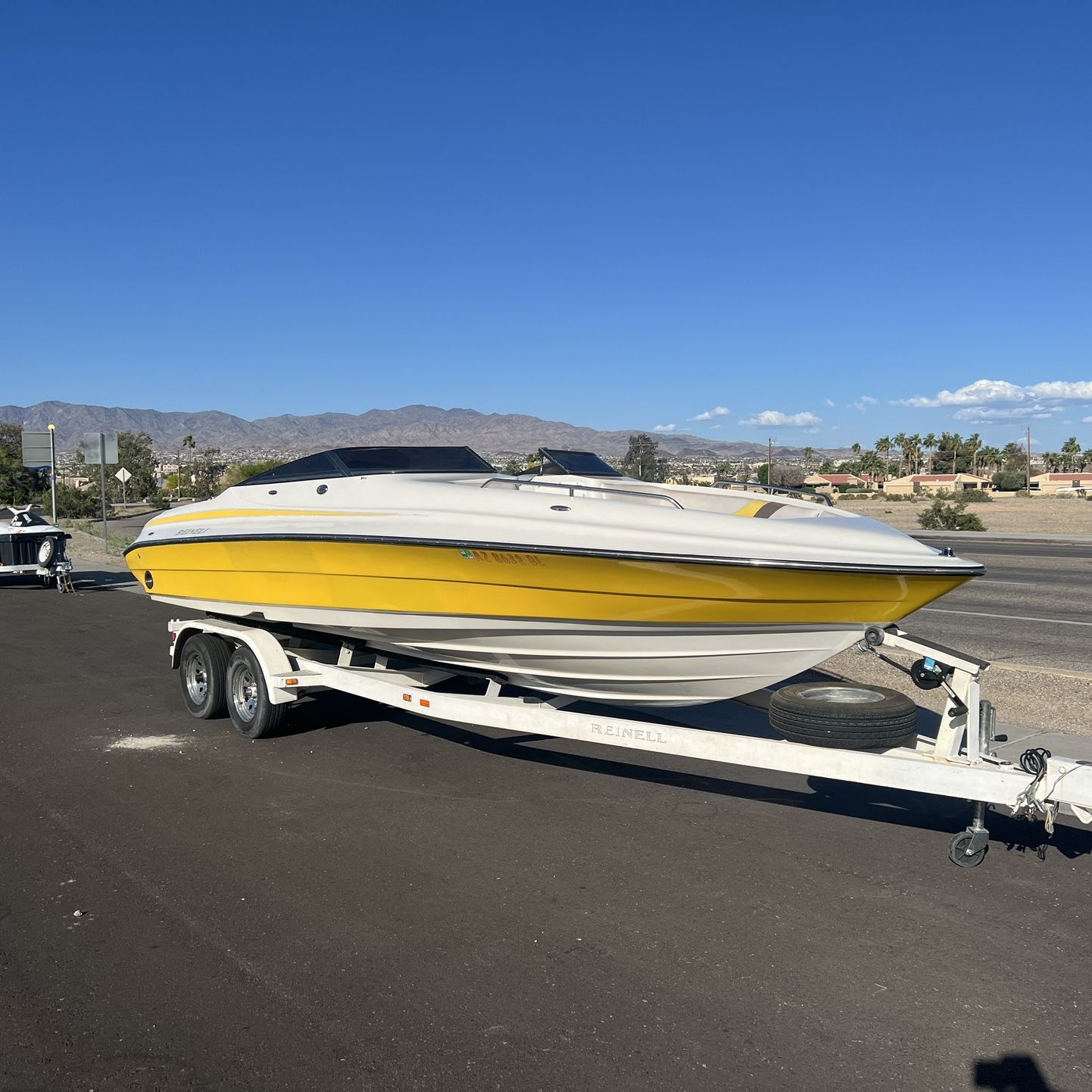 2006 24’ Reinell Open Bow V8