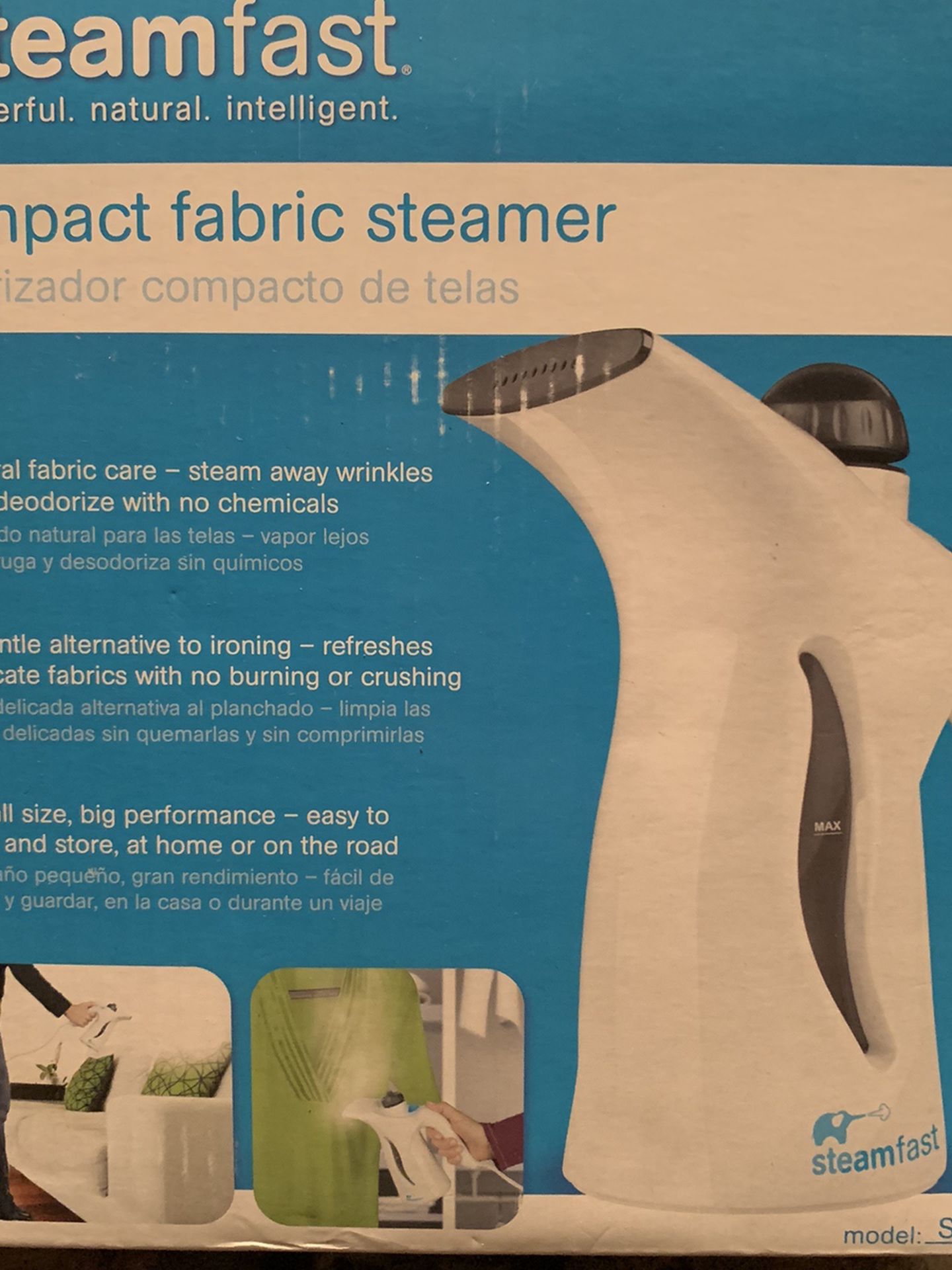 Compact fabric steamer