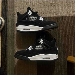 Jordan 4 White Thunder