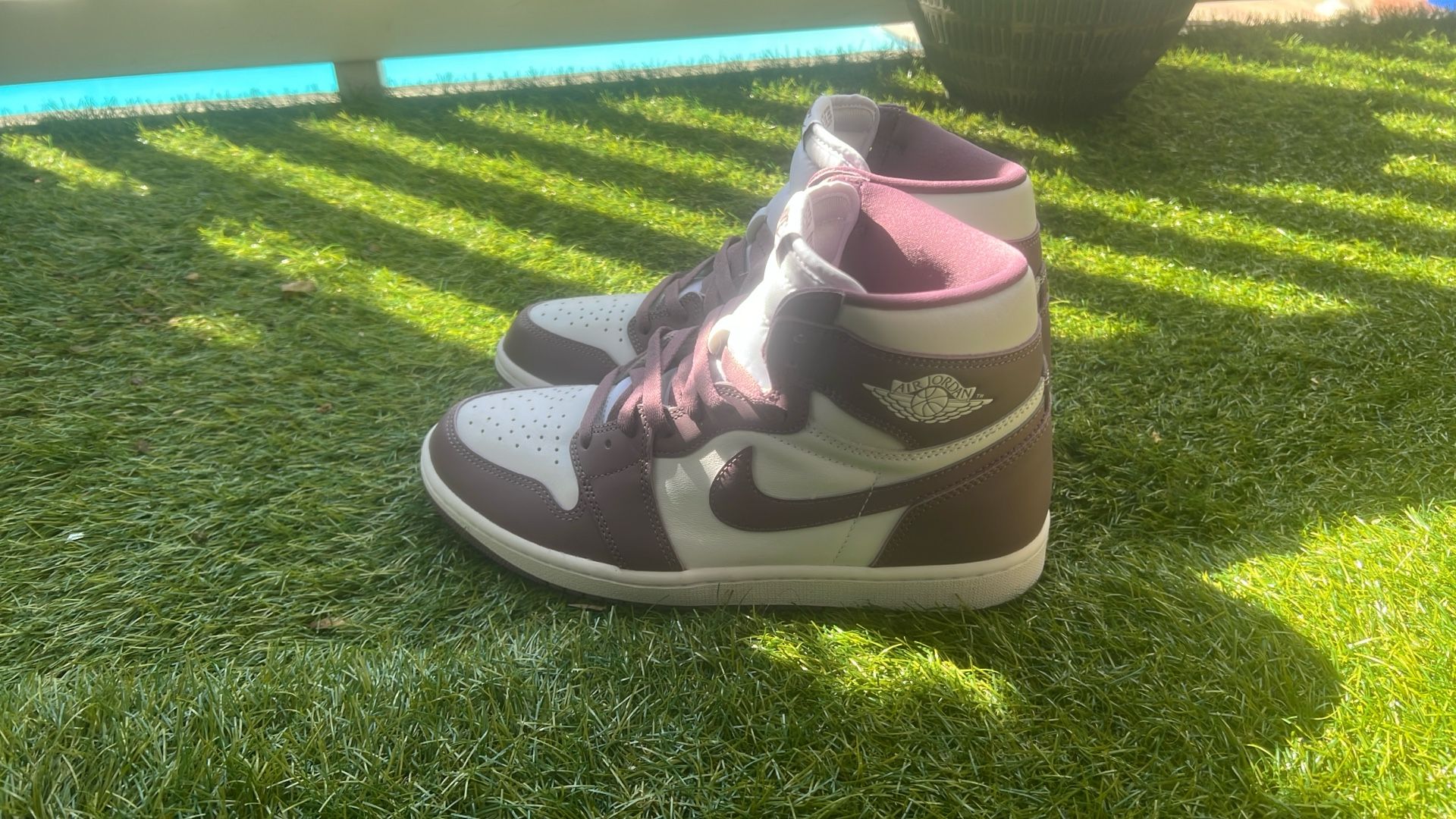 $130 - Nike Air Jordan 1 Retro High OG - Size 10 (Never Worn)