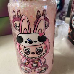 16 ounce cups with glitter