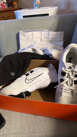 Softball 🥎 Gear!
