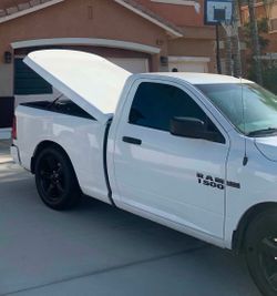 Truck bed cover