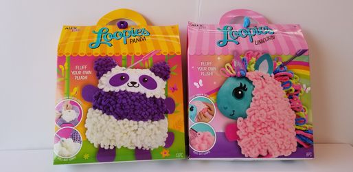 Kid crafts . Loopies . Knot a Cupcake . Pineapple . Cactus . Sequin Plush