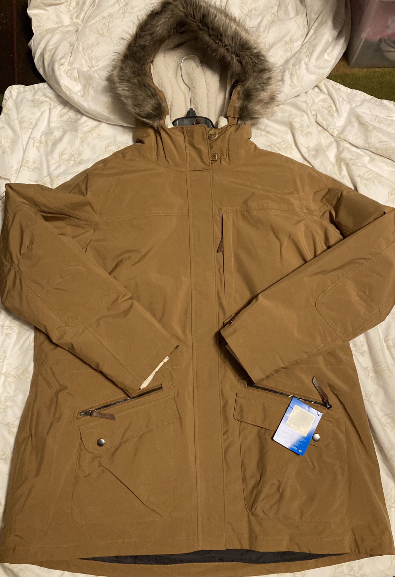 CHRISTMAS SPECIAL Columbia Jacket