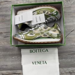 Bottega Orbit Greens  Size 12