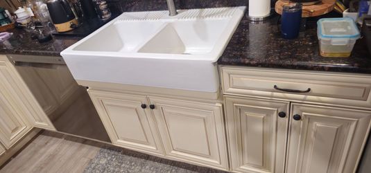 Farm house sink