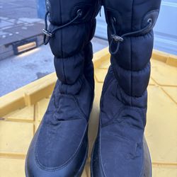 Womens Snow Boots Black Size 10