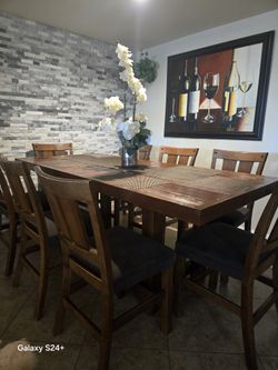 Dining Table with 8 Chairs