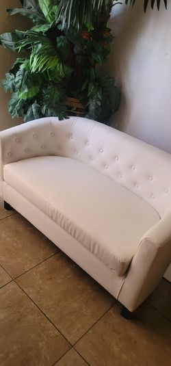 Loveseat
