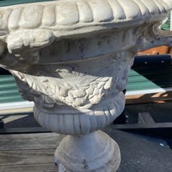 Decorative Garden Urn 