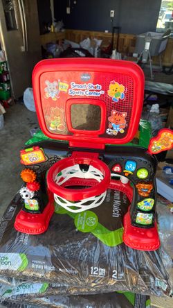 Toddler basket ball goal