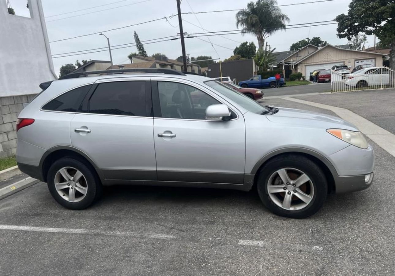 2008 Hyundai Veracruz for Sale in Garden Grove, CA - OfferUp