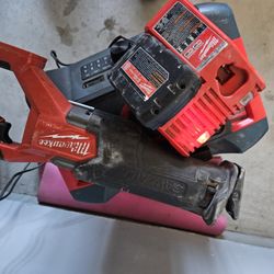 Milwaukee Zaw Saw With Battery/charger