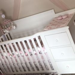 White Crib 