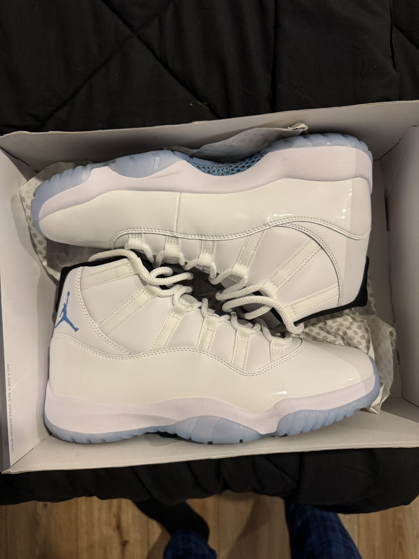 Jordan Retro 11 Legend Blue