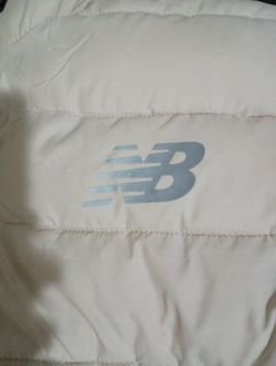 New Balance Puffer Beige