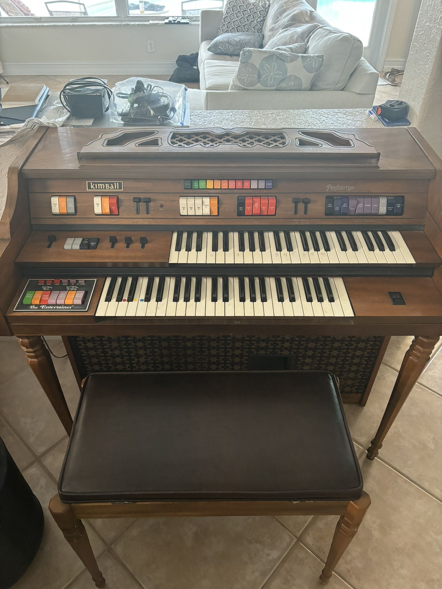 Kimball Entertainer Organ