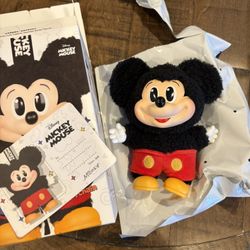 Pop Mart Disney Mickey Family Together Series Mickey Plush Keychain