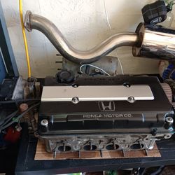 Honda Cylinder head