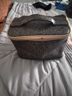 Makeup bag