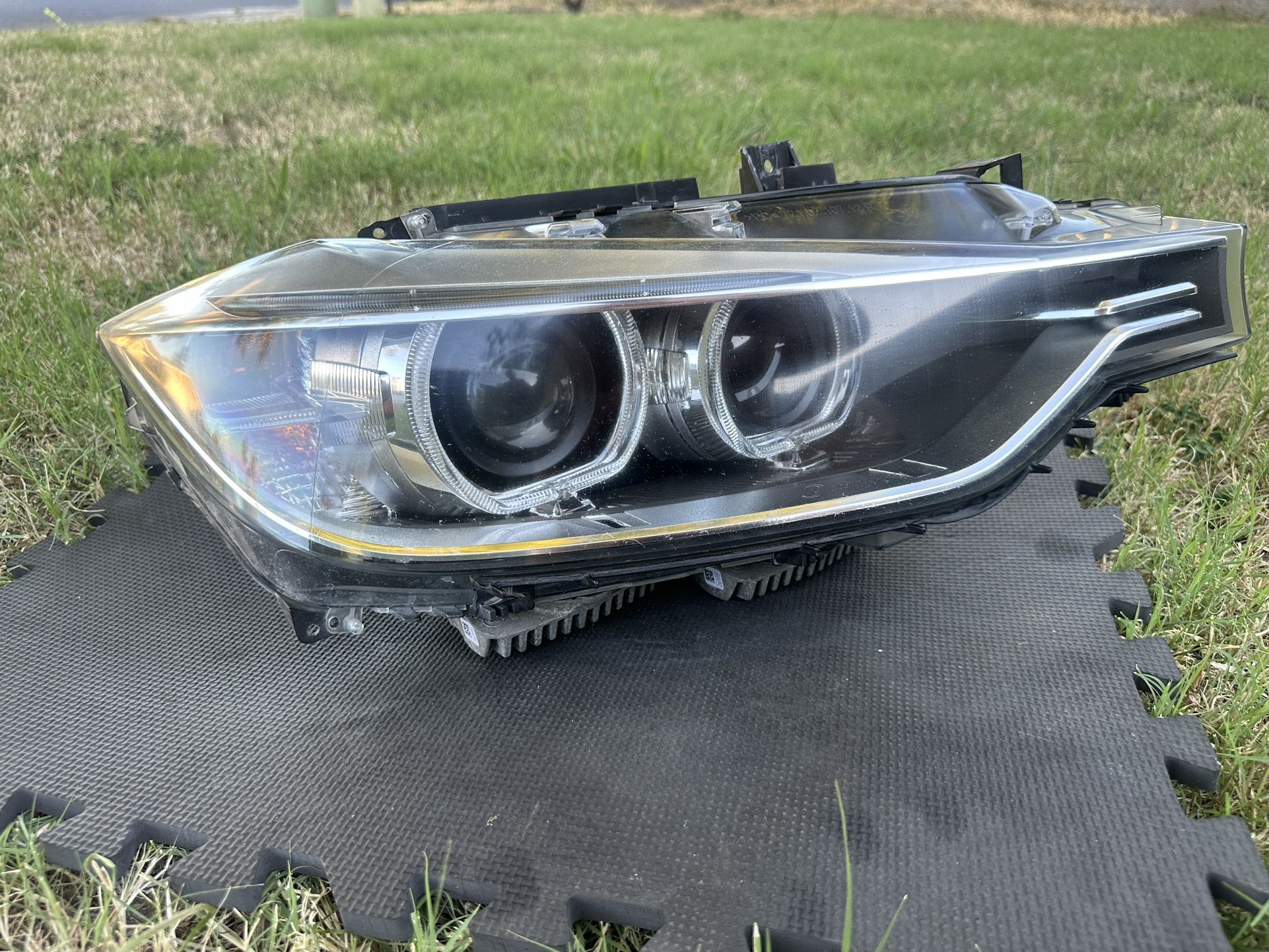 F30 Xenon Headlights 2014 328i