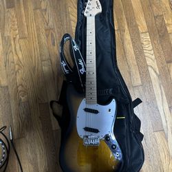 Squier Mustang Guitar (TRADE FOR BASS)