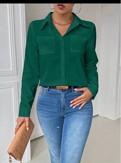 Green Button-Down Long Sleeve Blouse