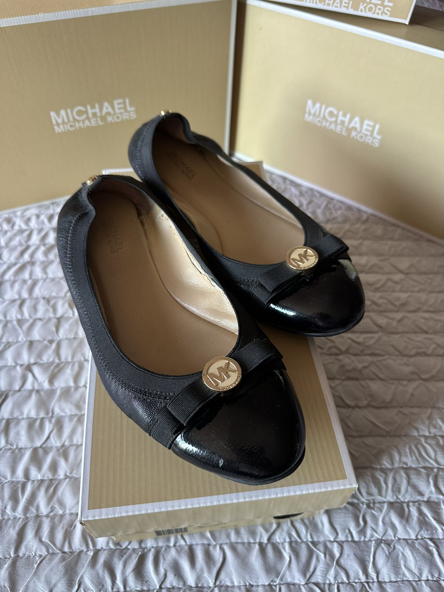 Michaels Kors Flat Size 8