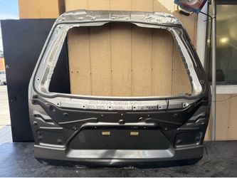 2023 2024 2025 TOYOTA BZ4X/ SUBARU SOLTERRA PREMIUM LIFTGATE OEM USED