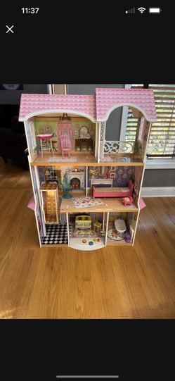 Doll House
