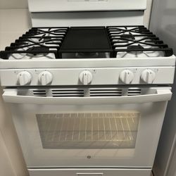 GE GAS STOVE 
