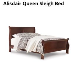 Alisdair Queen Sleigh Bed